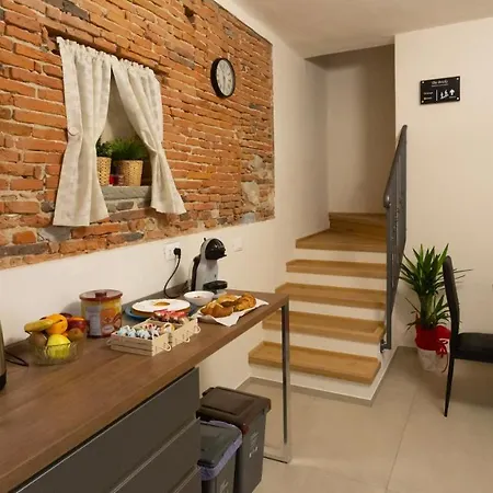 The Bricks Free Parking Nocleg ze śniadaniem